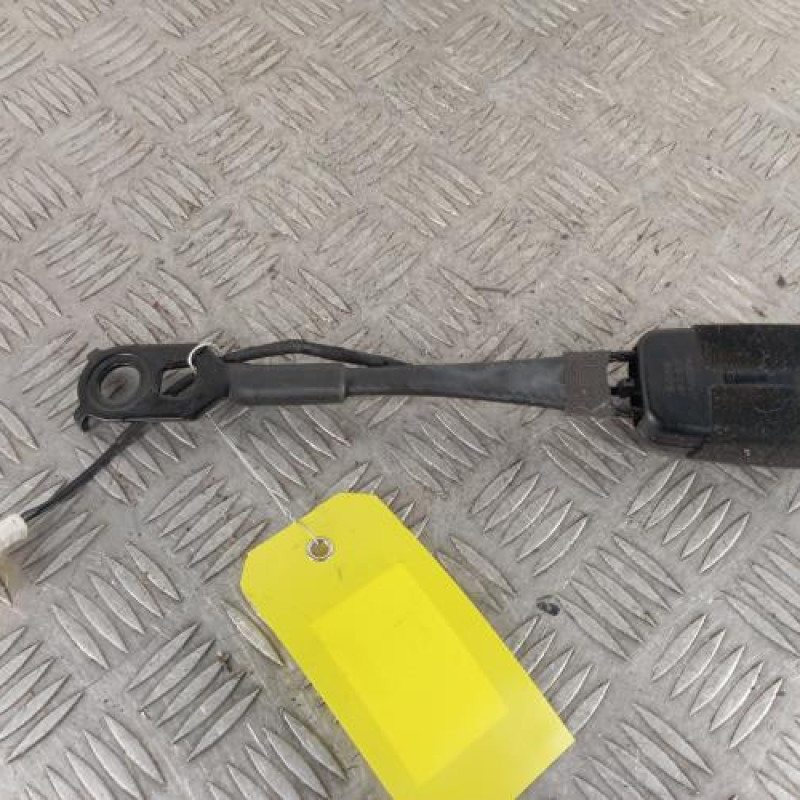 Attache ceinture avant droit PEUGEOT 3008 2