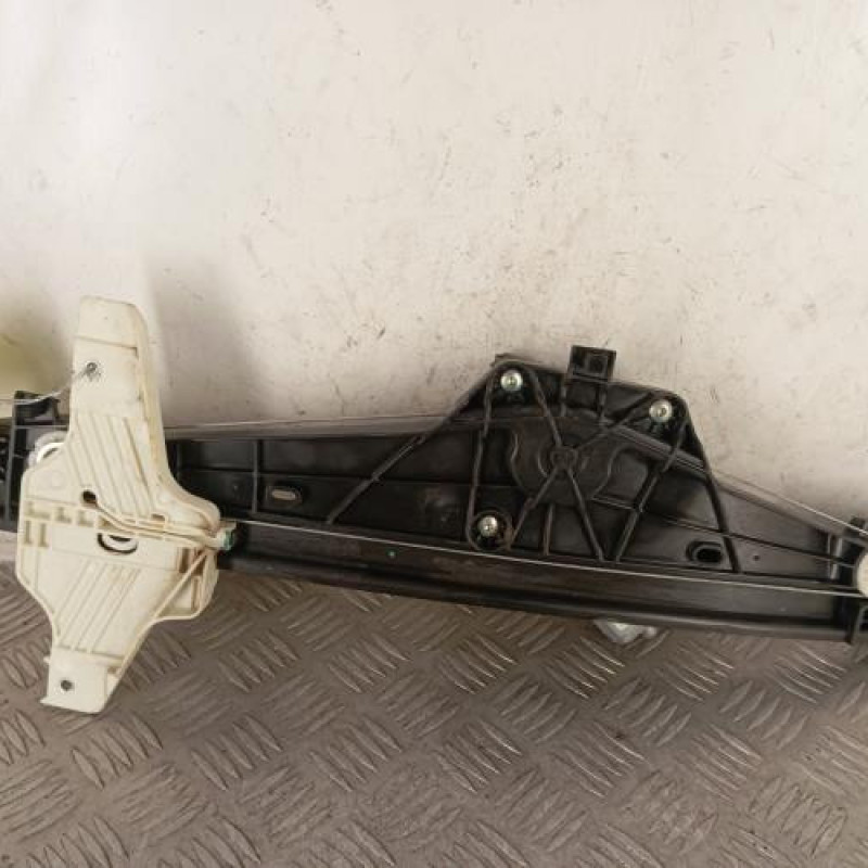 Leve vitre electrique arriere droit PEUGEOT 3008 2