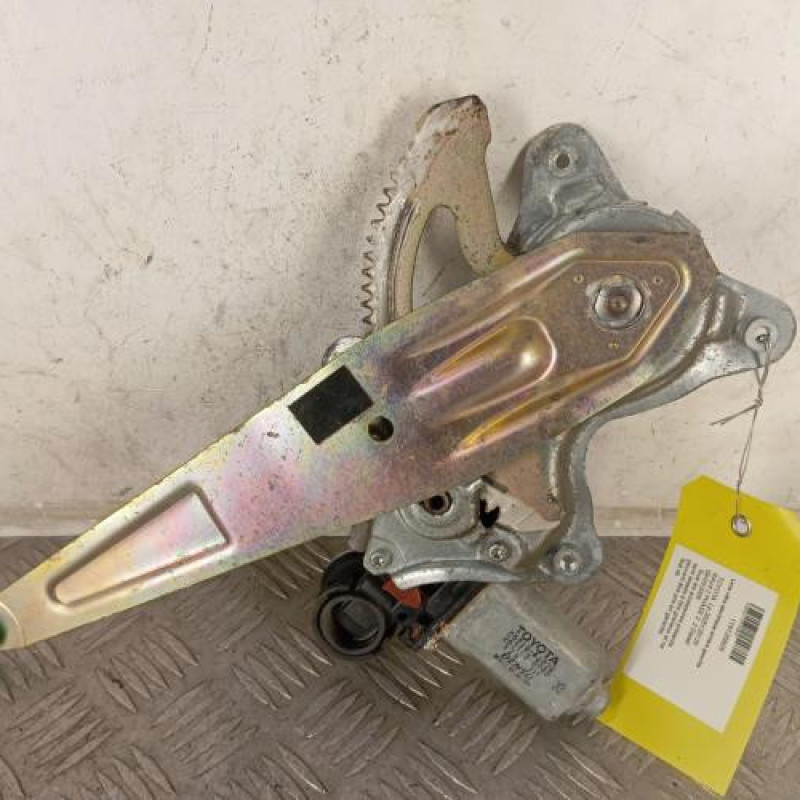 Leve vitre electrique arriere gauche TOYOTA RAV4 2