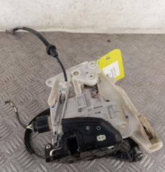 Serrure avant droit VOLKSWAGEN PASSAT 5 Photo n°1