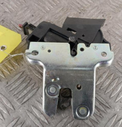 Serrure de coffre VOLKSWAGEN PASSAT 5 Photo n°1