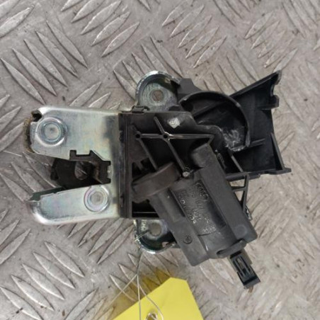 Serrure de coffre VOLKSWAGEN PASSAT 5