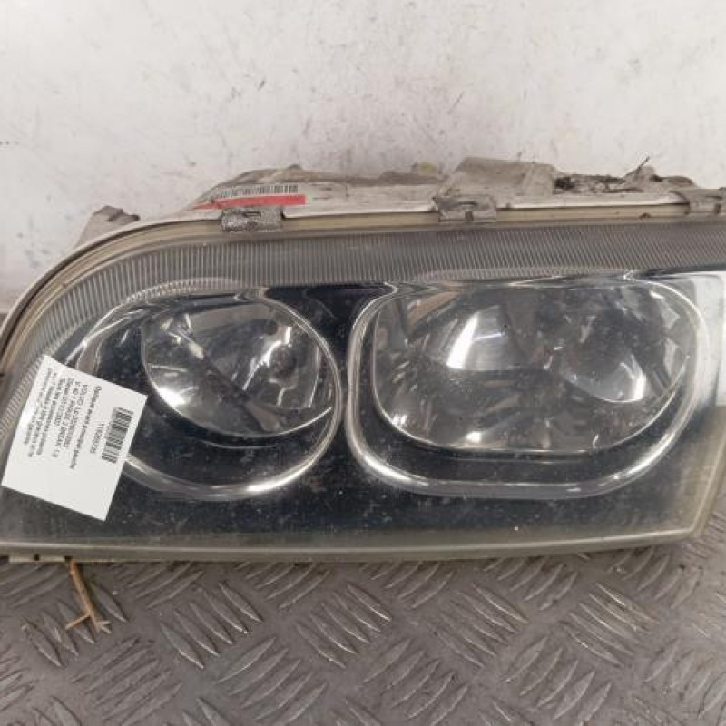 Optique avant principal gauche (feux)(phare) VOLVO V 40 1