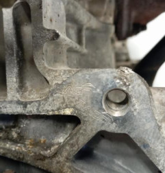 Moteur TOYOTA YARIS VERSO Photo n°6