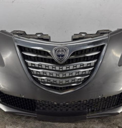 Pare choc avant LANCIA YPSILON 5 Photo n°1