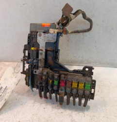 Porte fusible CITROEN C4 2