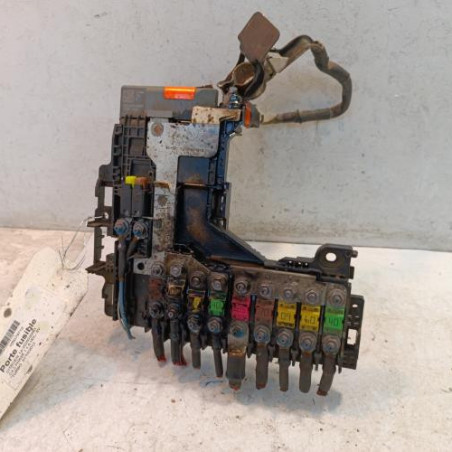 Porte fusible CITROEN C4 2