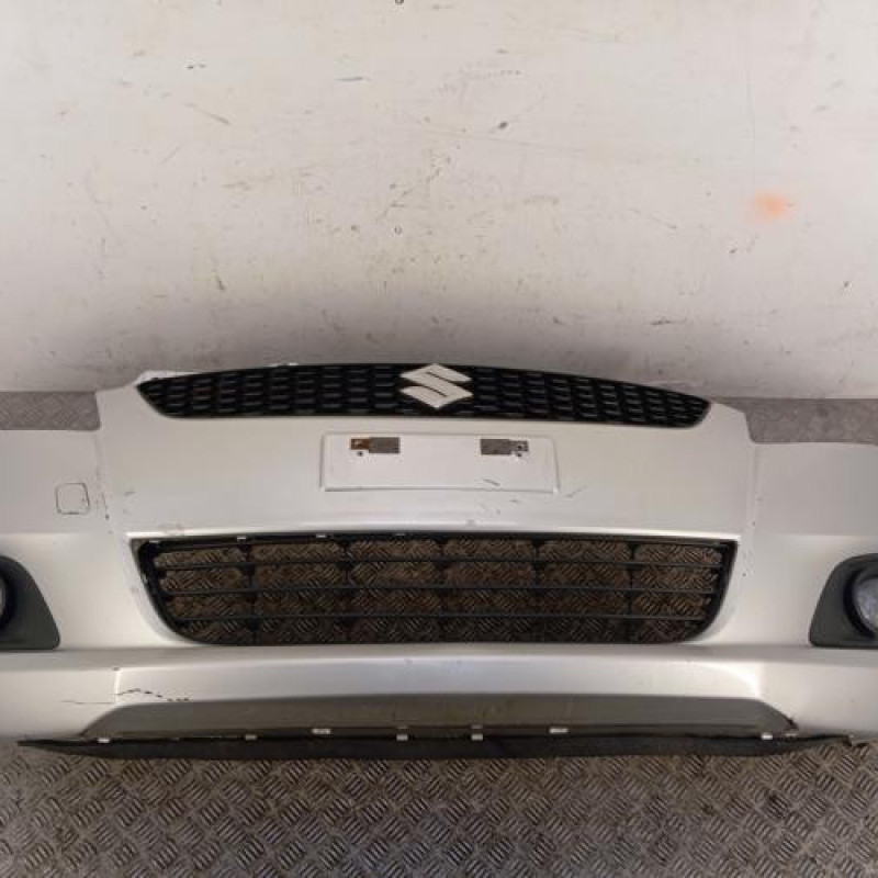 Pare choc avant SUZUKI SWIFT 4