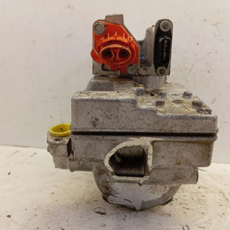 Compresseur clim RENAULT ZOE 1