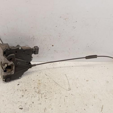 Serrure avant gauche OPEL CORSA D Photo n°1