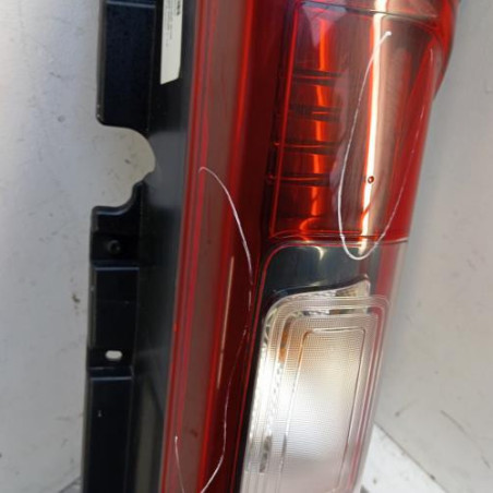 Feu arriere principal droit (feux) RENAULT TRAFIC 3 COURT