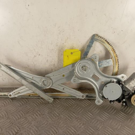 Leve vitre electrique avant gauche TOYOTA COROLLA VERSO 2 Photo n°1