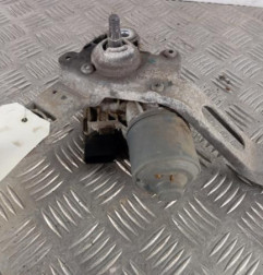 Moteur essuie glace avant droit FORD FOCUS 3