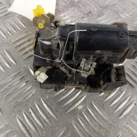 Serrure avant droit RENAULT KANGOO 1