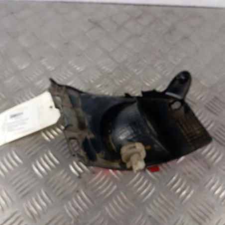 Feu de pare choc arriere droit PEUGEOT 2008 1