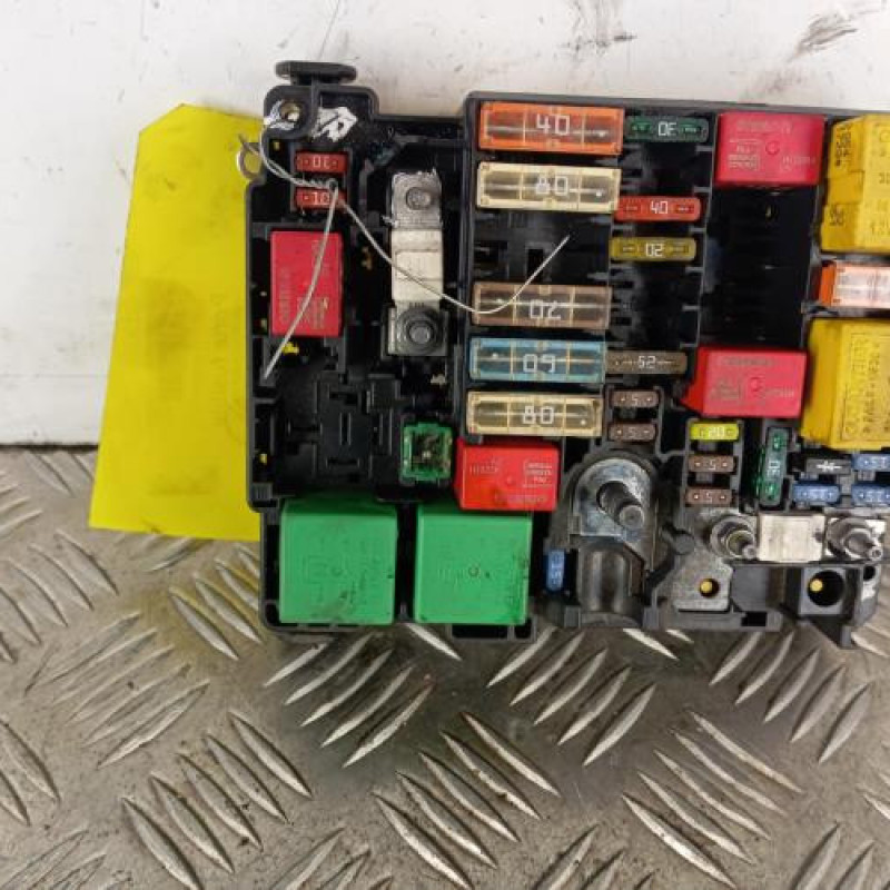 Porte fusible PEUGEOT 2008 1