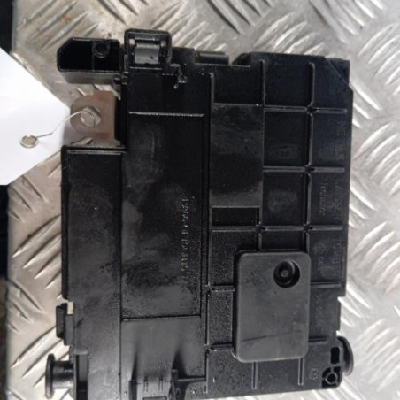 Porte fusible CITROEN C4 2