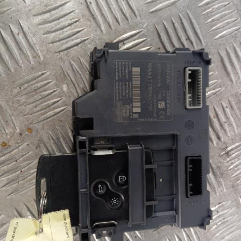 Lecteur de carte (neiman) RENAULT CLIO 4