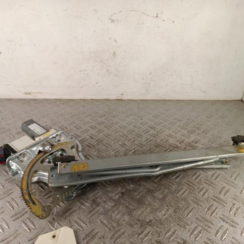 Leve vitre electrique avant gauche TOYOTA COROLLA 10