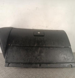 Boite a gants VOLKSWAGEN GOLF 4 Photo n°1
