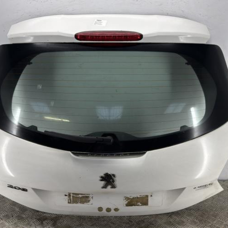 Malle/Hayon arriere PEUGEOT 208 1