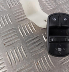 Interrupteur de leve vitre avant gauche OPEL CORSA D Photo n°1