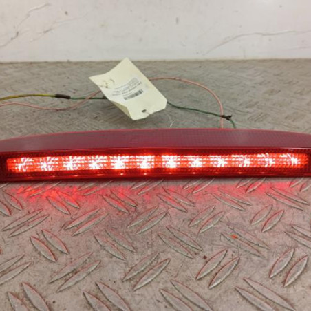 Feu arriere stop central RENAULT CLIO 2 Photo n°1