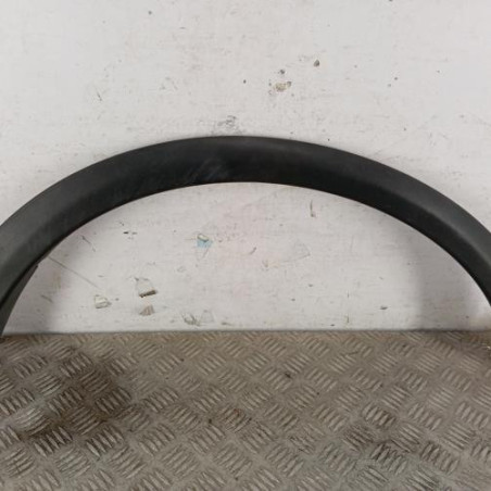 Extension d'aile avant droit VOLVO C 30 Photo n°1