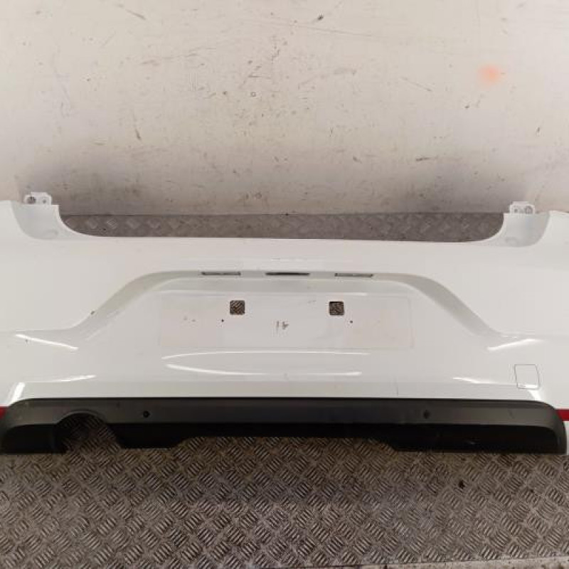 Pare choc arriere RENAULT CLIO 5