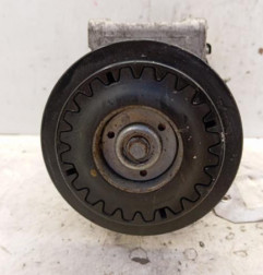 Compresseur clim PEUGEOT 308 2 SW Photo n°1