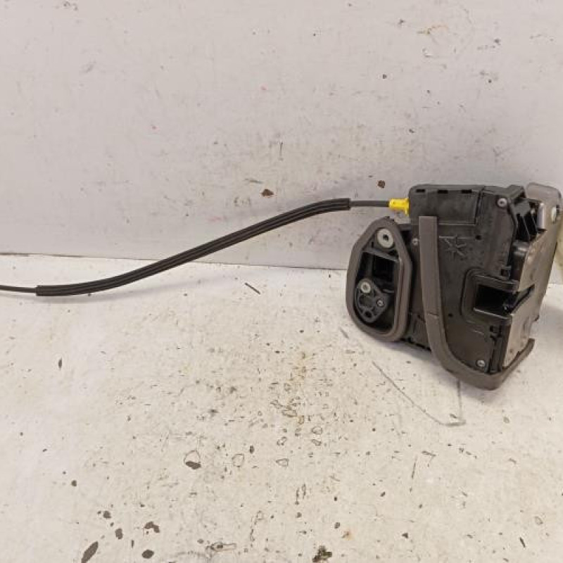 Serrure avant gauche OPEL ASTRA K