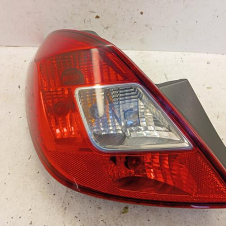 Feu arriere principal gauche (feux) OPEL CORSA D Photo n°1