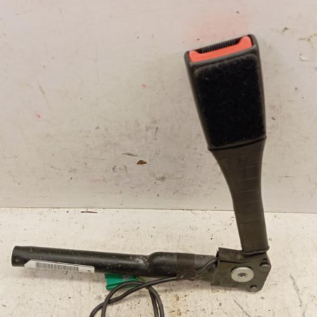 Attache ceinture avant droit OPEL CORSA D