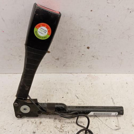 Attache ceinture avant gauche OPEL CORSA D Photo n°1