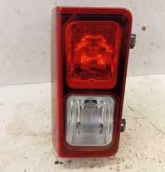 Feu de pare choc arriere droit RENAULT TRAFIC 3 COURT Photo n°1