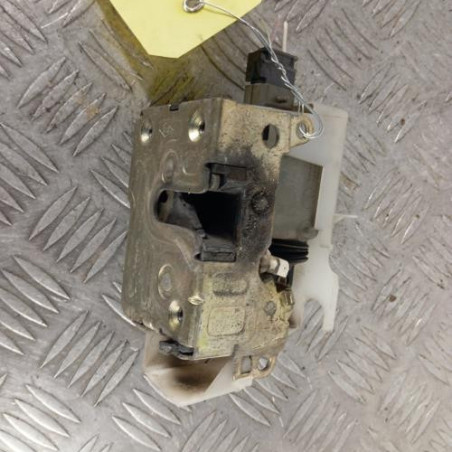 Serrure arriere droit RENAULT CLIO 2