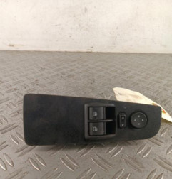 Interrupteur de leve vitre avant gauche FIAT GRANDE PUNTO Photo n°1