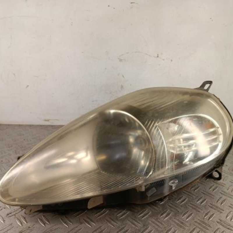 Optique avant principal gauche (feux)(phare) FIAT GRANDE PUNTO