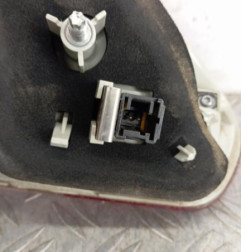 Feu arriere secondaire droit (feux) PEUGEOT 2008 1 Photo n°3