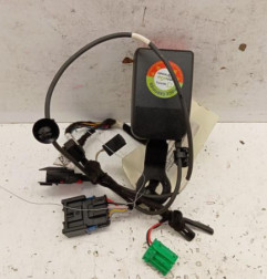 Attache ceinture avant droit DACIA DUSTER 1 Photo n°1