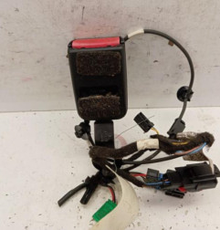 Attache ceinture avant droit DACIA DUSTER 1