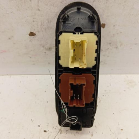 Interrupteur de leve vitre avant gauche DACIA DUSTER 1