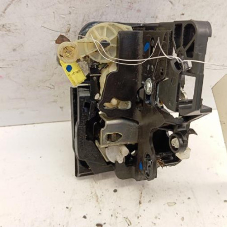 Serrure avant gauche DACIA SANDERO 2