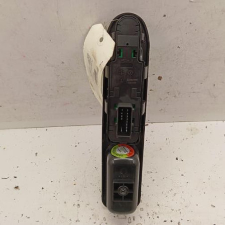 Interrupteur de leve vitre avant gauche PEUGEOT 207