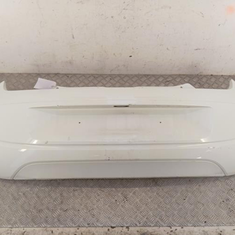 Pare choc arriere VOLKSWAGEN UP