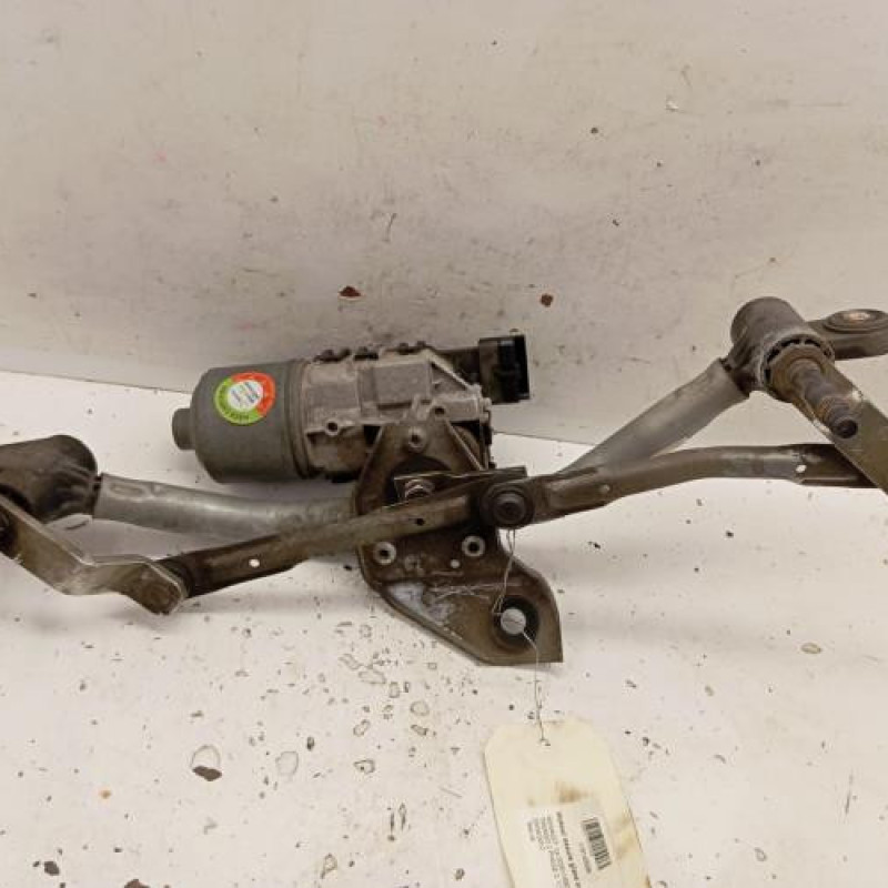 Moteur essuie glace avant RENAULT TWINGO 2