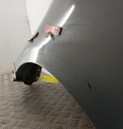 Aile avant gauche BMW SERIE 3 E91 Photo n°4