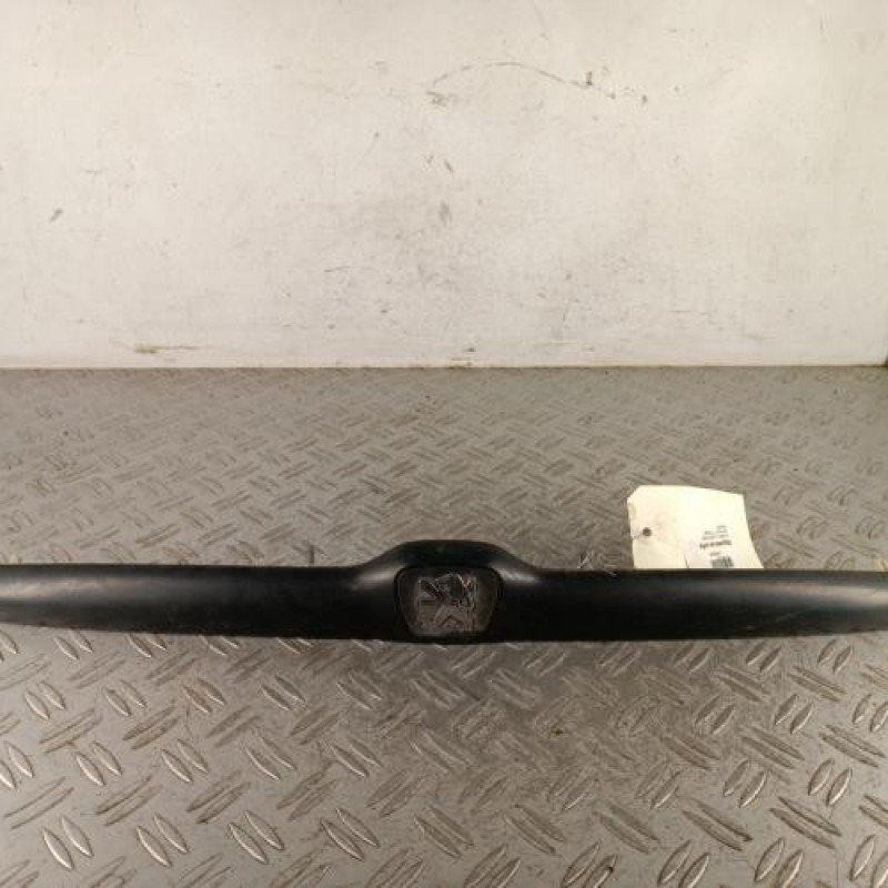 Baguette de coffre PEUGEOT 206