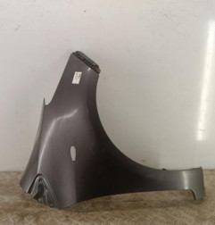 Aile avant droit TOYOTA YARIS 2 Photo n°1