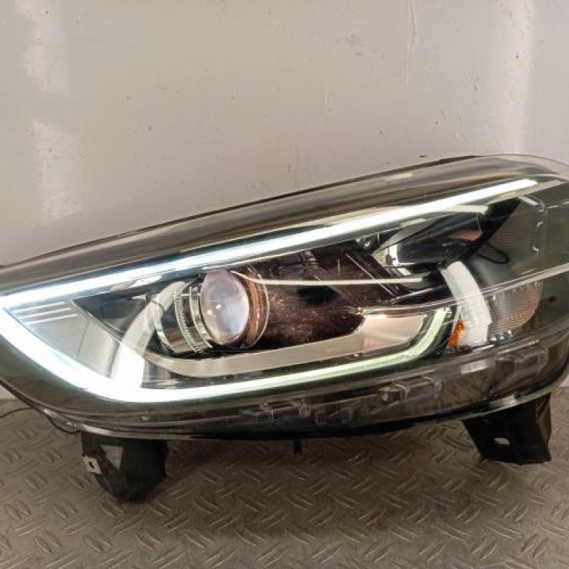 Optique avant principal droit (feux)(phare) RENAULT KADJAR